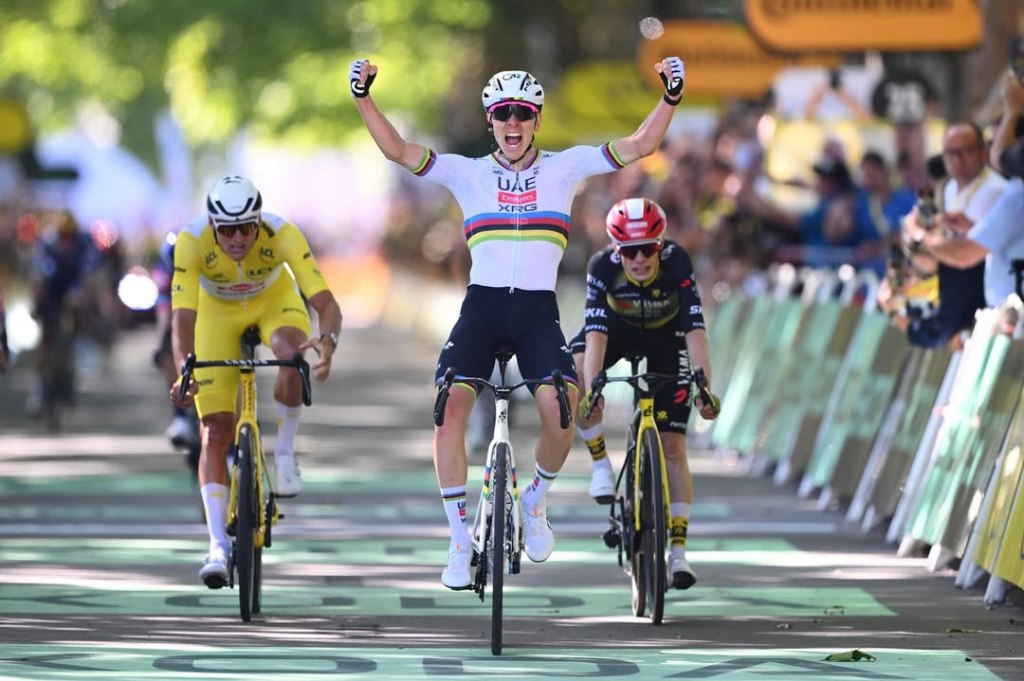 A 100.ª vitória profissional do Imperador&nbsp;Tadej